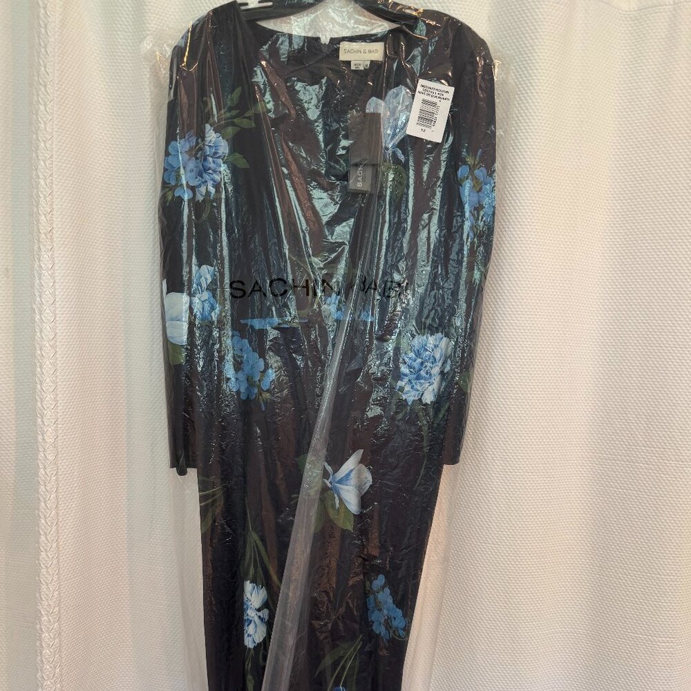 BRAND NEW WITH TAGS     EMBELLISHED ALEX GOWN - NIGHT SKY BLUE OCULATA - SIZE 12